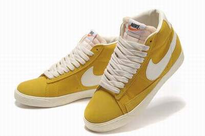 Jaune Des Jaunes Femme Chaussures chaussure Lacoste Porter SpUzMV